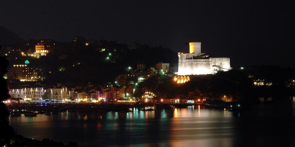 Il Terrazzo Sul Castello Apartment Lerici Bagian luar foto
